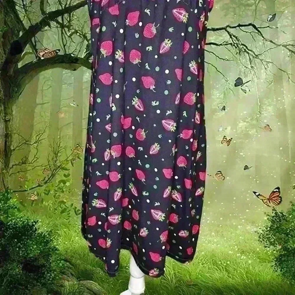 Boho Lati Fashion Strawberry Print Navy Blue Two Piece Slip Dress & Robe - Picture 3 of 11